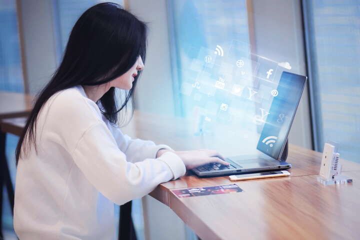 空调开23度一晚上耗电多少钱(空调制热23度一晚上多少钱)